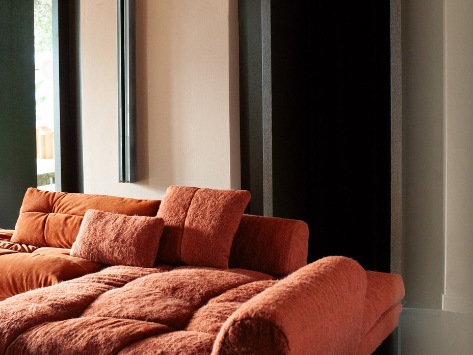 Baxter opens a new chapter. Fabric joins the leather legacy