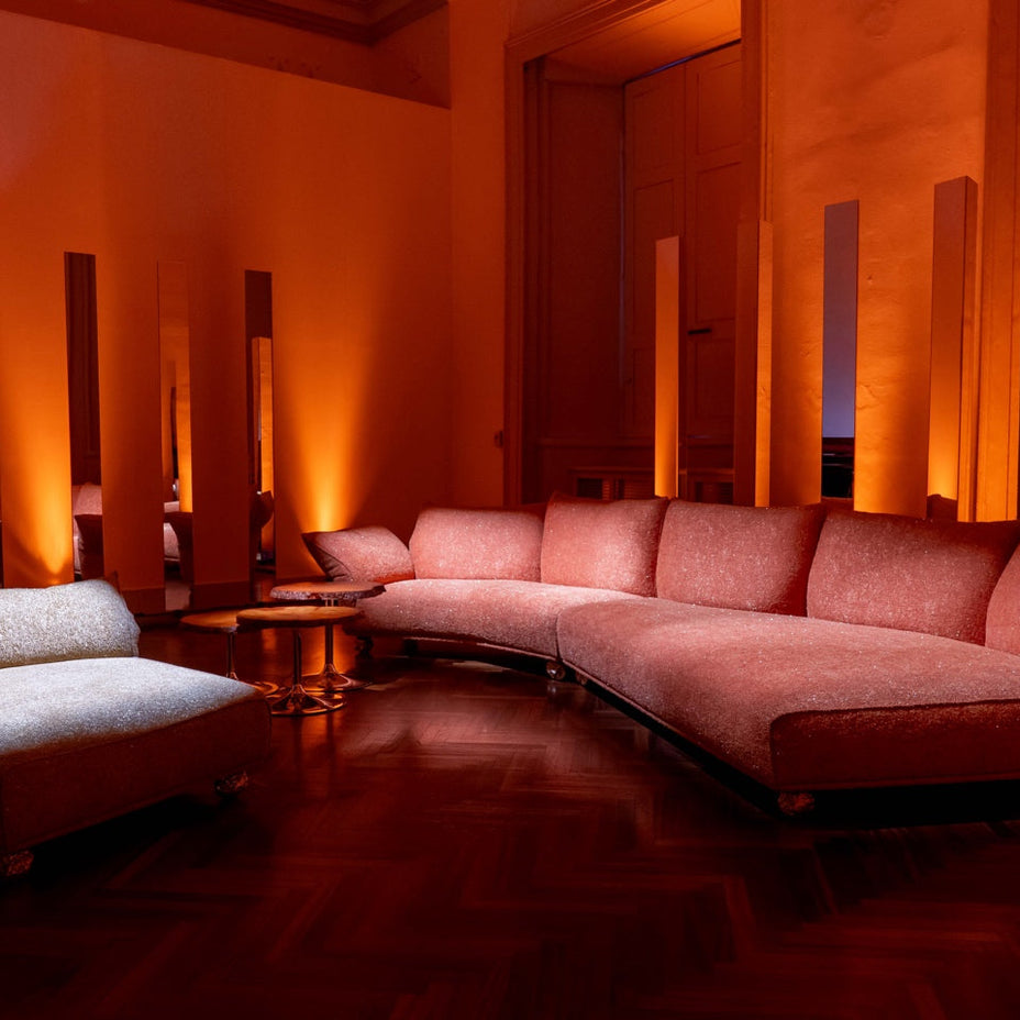 Milan Unpacked - V01