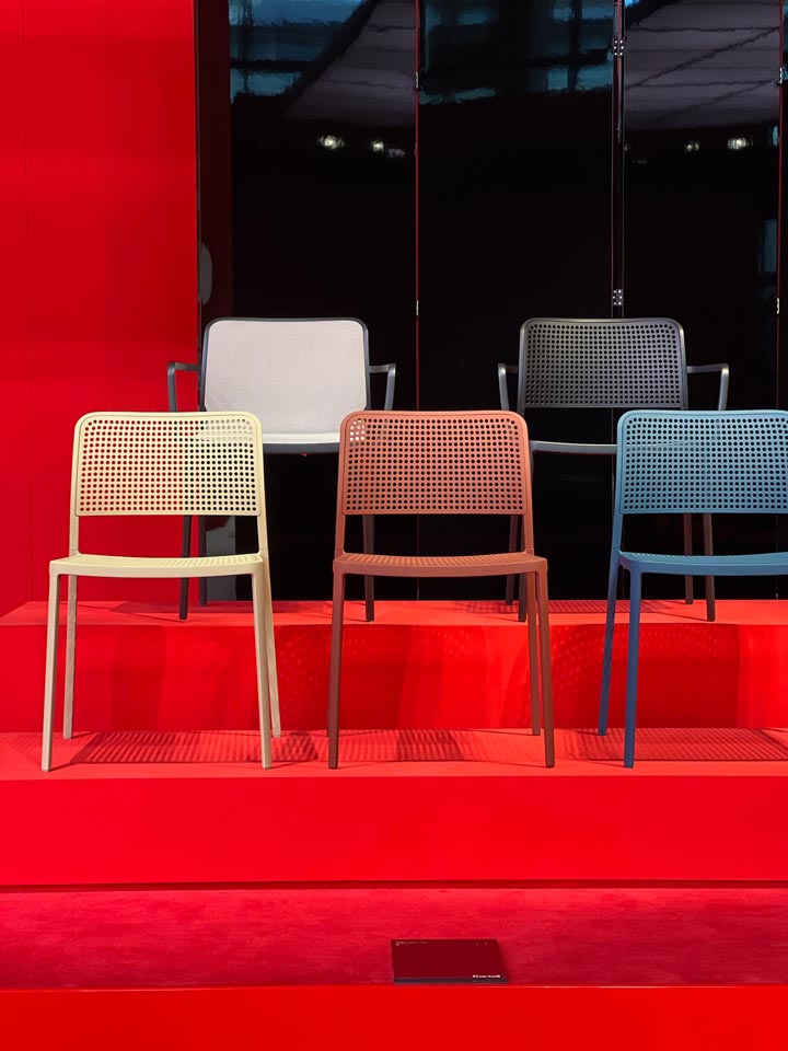 The Kartell Audrey chair by Philippe Starck for Kartell, here and below/right, in all its new colours. Photo c/o Kartell.
