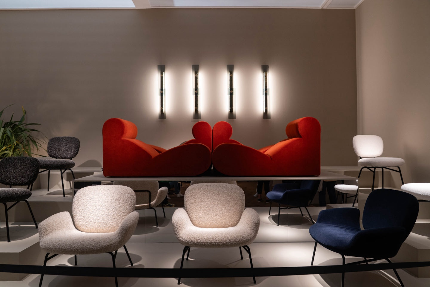 The classic Boborelax sofa (in red) designed by Cini Boeri for Arflex in 1967. Photo c/o Space.
