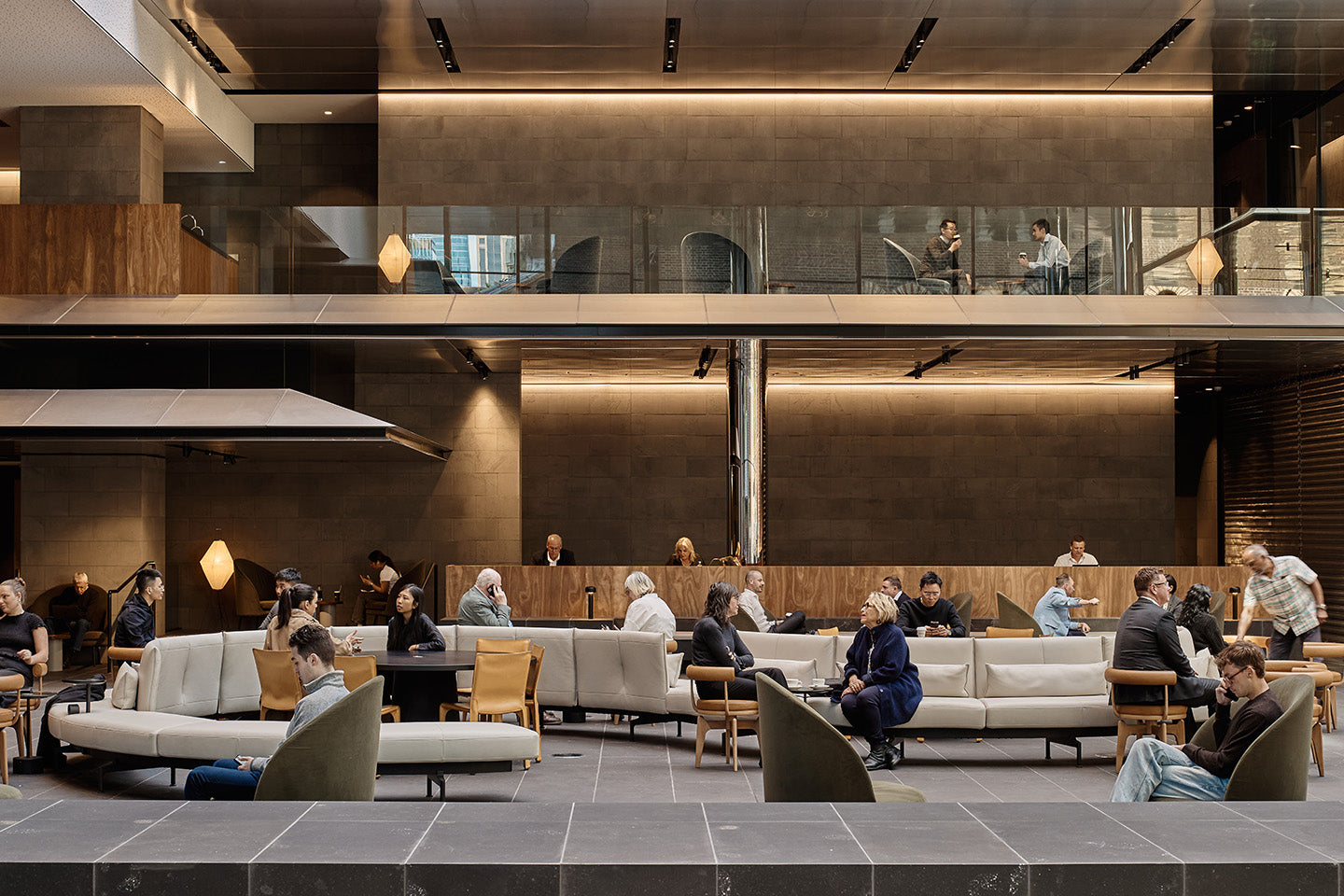 120 Collins has all the energy of a hotel foyer, with dynamic places to meet and quiet areas to relax. Photography © Peter Bennetts c/o Hassell.
