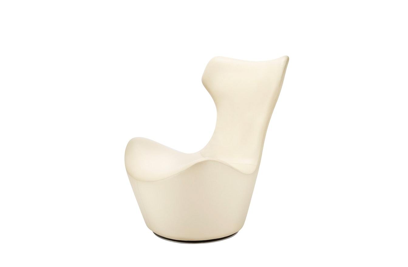 Grande Papilio Armchair for B&B Italia | made to order | Space