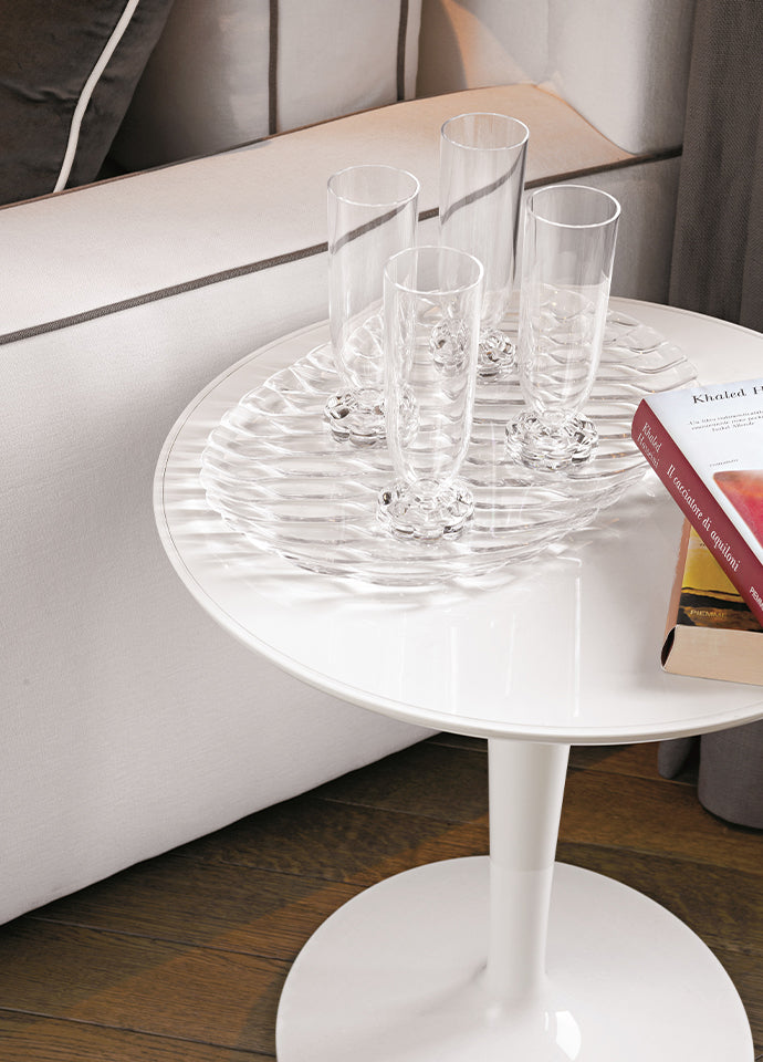 Kartell Jellies family oval tray on TipTop side table.
