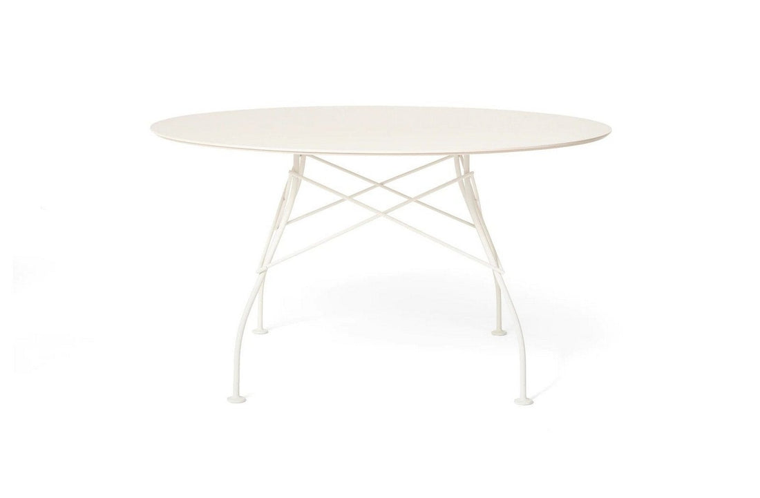 White Stoneware in Solid Colour/White