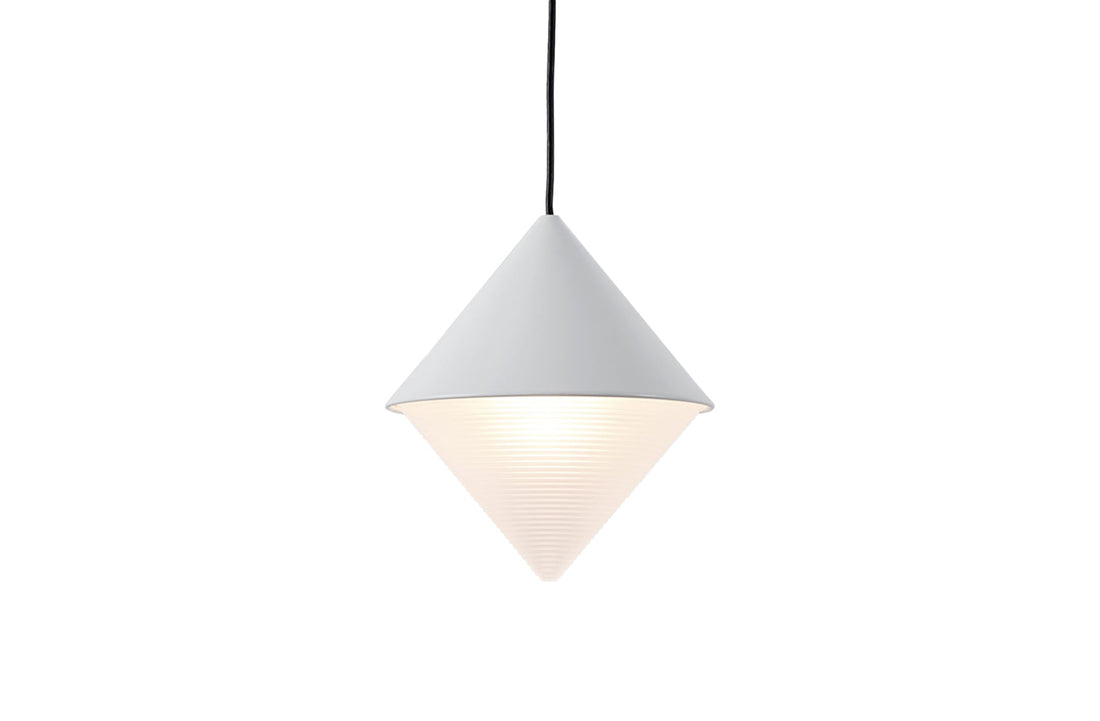White / Universal Voltage